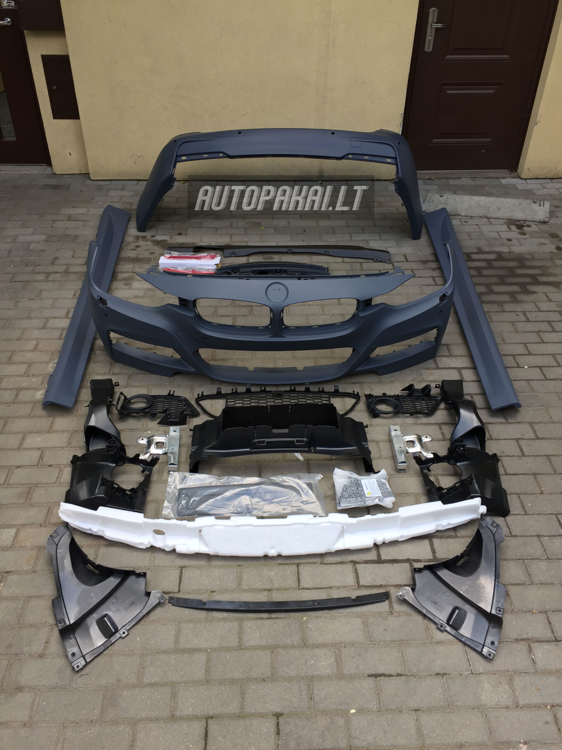 BMW F31 M-sport apdailos paketas – komplektas.